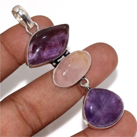 Earth Art hand crafted artisan Jewelry - Amethyst and rose quartz pendant